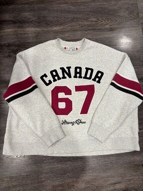 Hudson’s Bay Canada 67 Strong & Free Crewneck Sweater